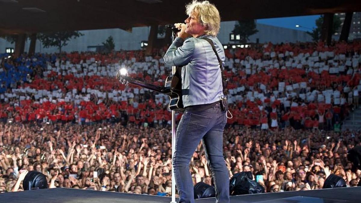 bon jovi pentru a doua oara in romania show ul exploziv promis de legendarul rocker american