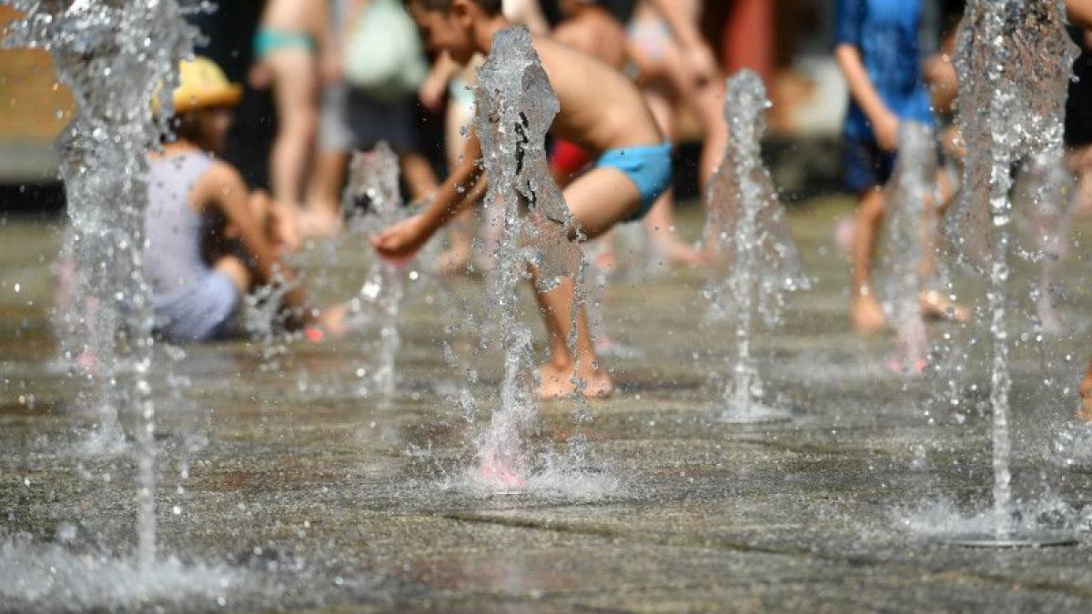 vremea canicula cuprinde toata tara unde sunt anuntate temperaturi de foc