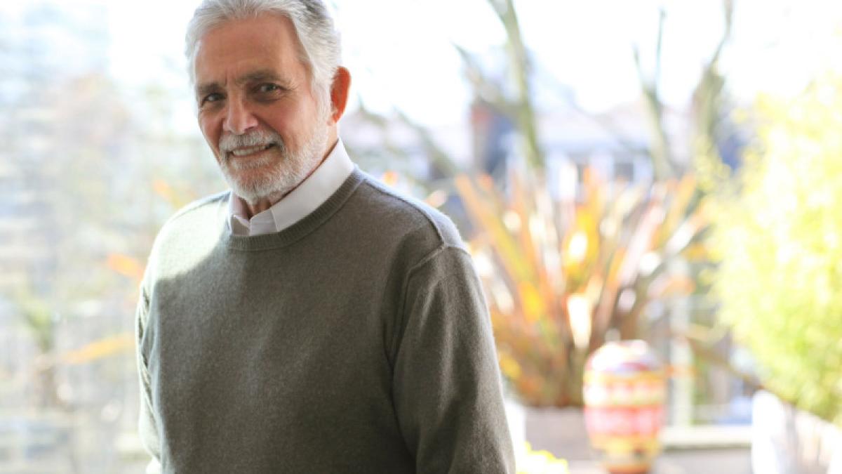 doliu pentru fanii james bond s a mai stins un mare actor