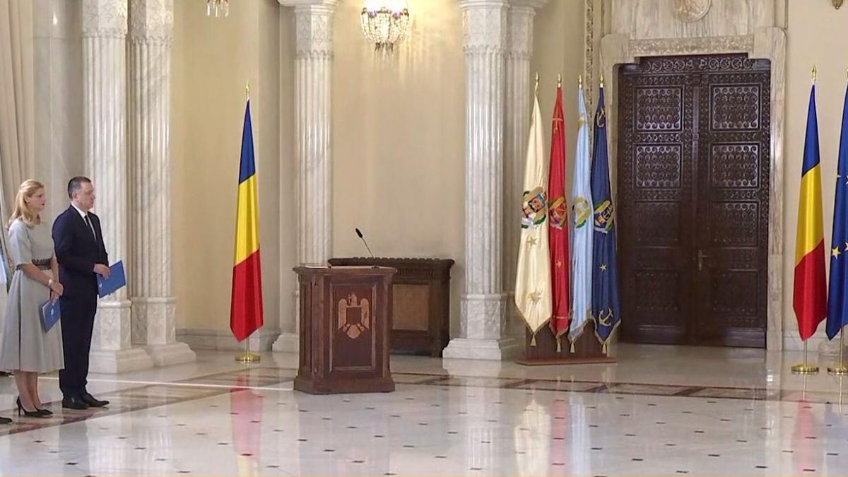 moga manescu si fifor au depus juramantul la cotroceni