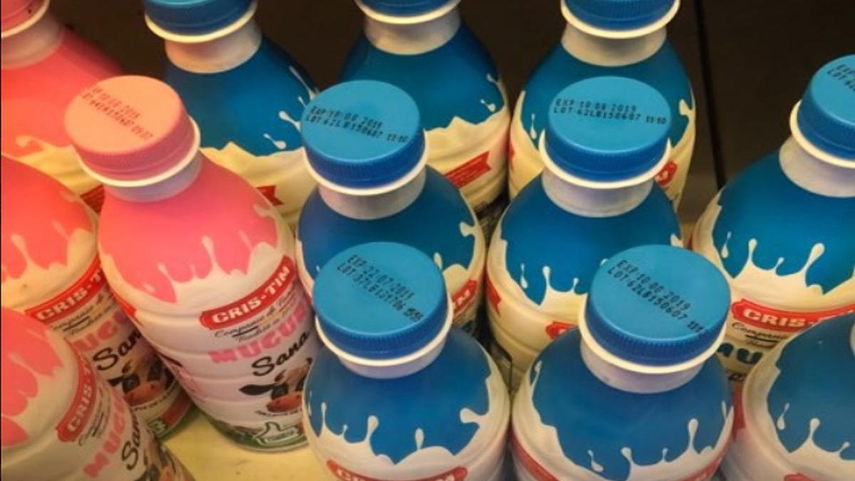 era intr un magazin din constanta si isi facea cumparaturile linistit de odata a observat ceva