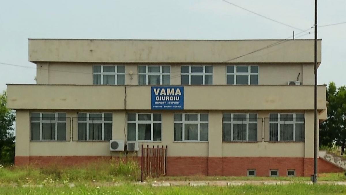 mormane de gunoaie si cladiri in paragina la vama giurgiu