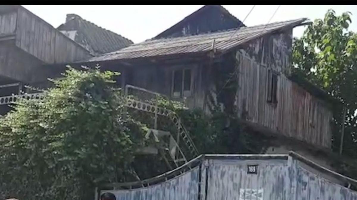 un vecin a dezvaluit cu ce se ocupa criminalul din caracal in ultima vreme isi luase de curand o