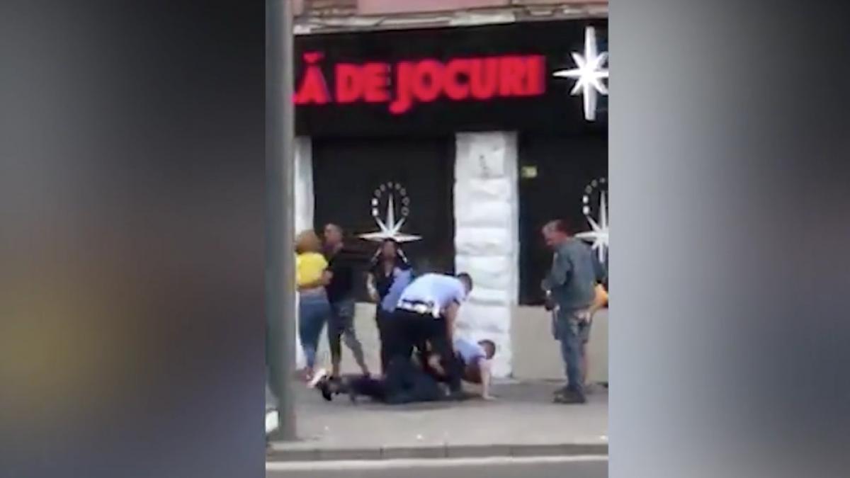 scene ireale pe strazile din cluj un interlop a muscat si lovit mai multi politisti de la ce a