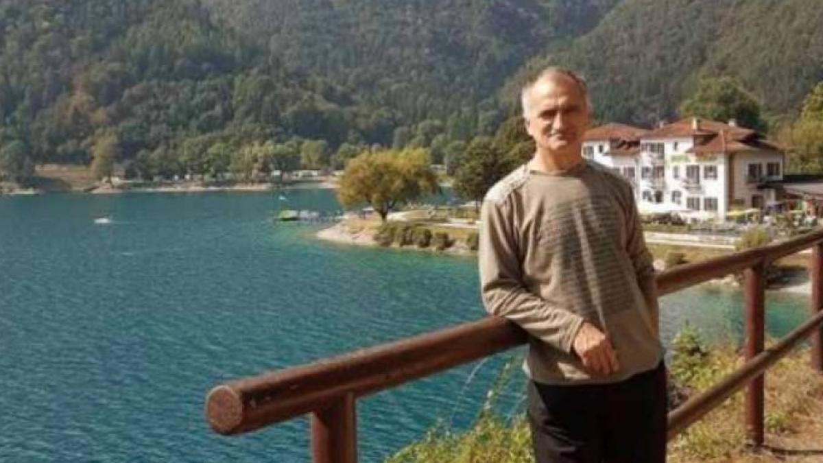 un iesean vrea sa mearga pe jos 41 000 km o calatorie de 5 ani prin 20 de tari