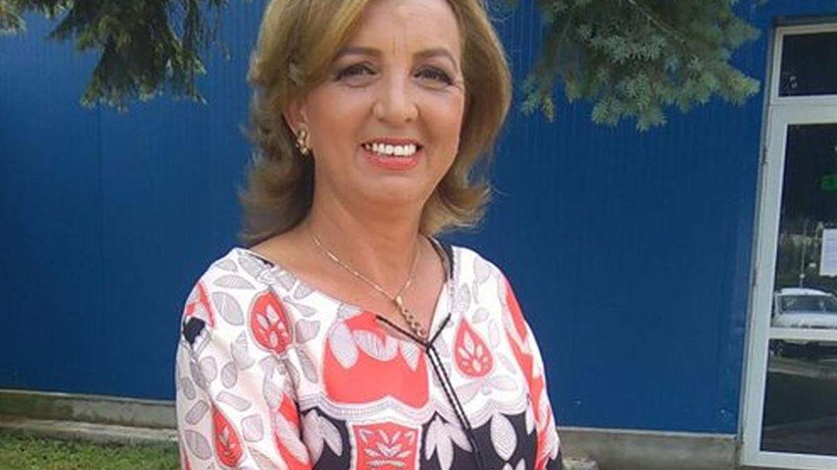 consilierul premierului viorica dancila a distribuit o poza in care sugereaza asemanarea izbitoare