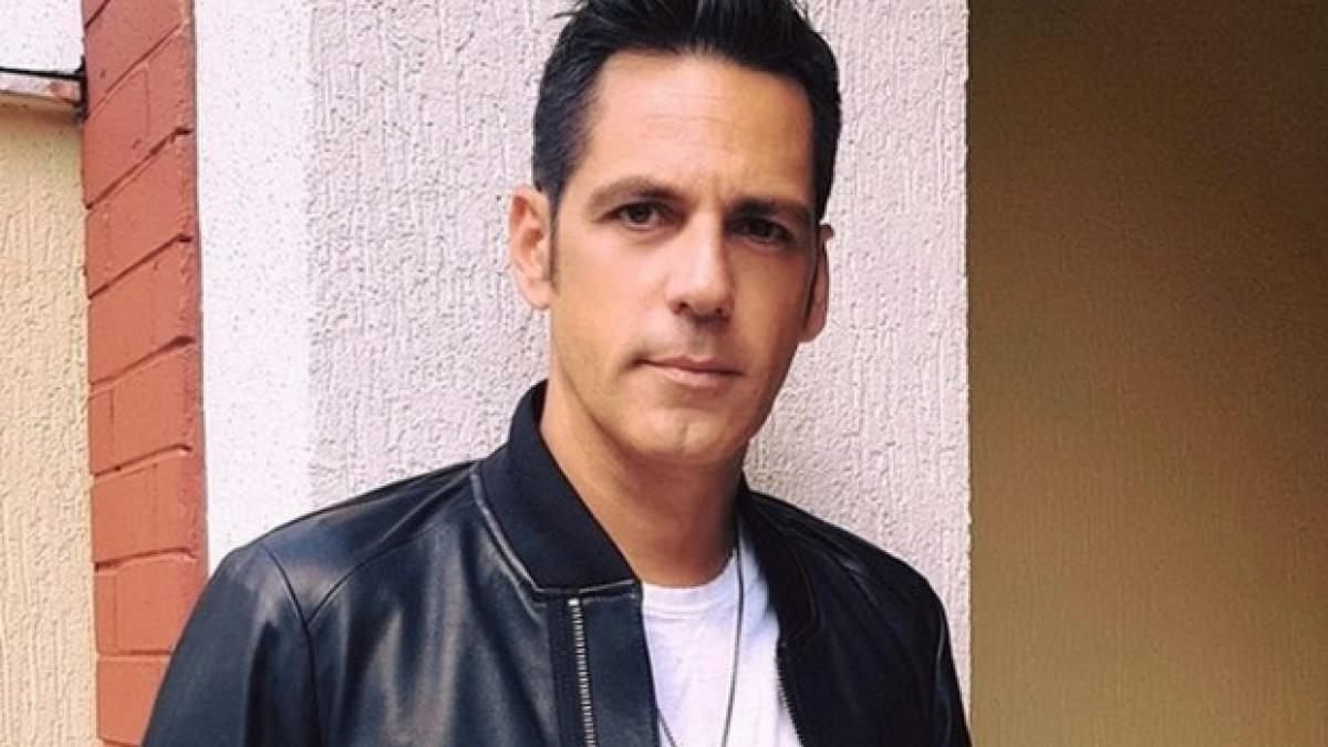 stefan banica fotografie cu alexandra macesanu am facut poza asta acum trei ani e o tragedie de