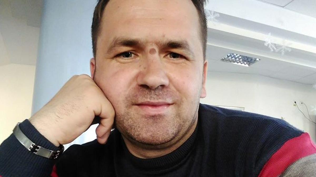 barbatul care se dadea drept bendeac pe retelele sociale arestat pentru pornografie infantila