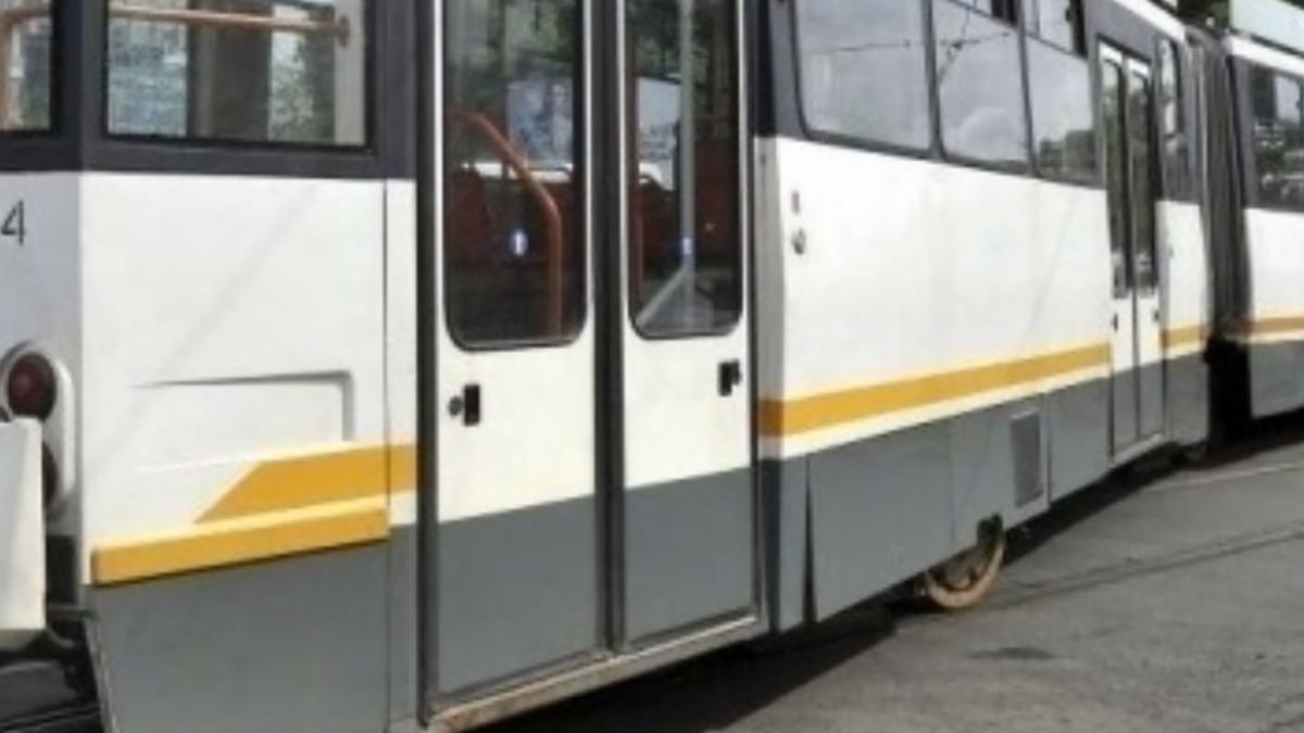anunt important pentru bucuresteni tramvaiul 41 va functiona doar pe un singur fir pe podul grant