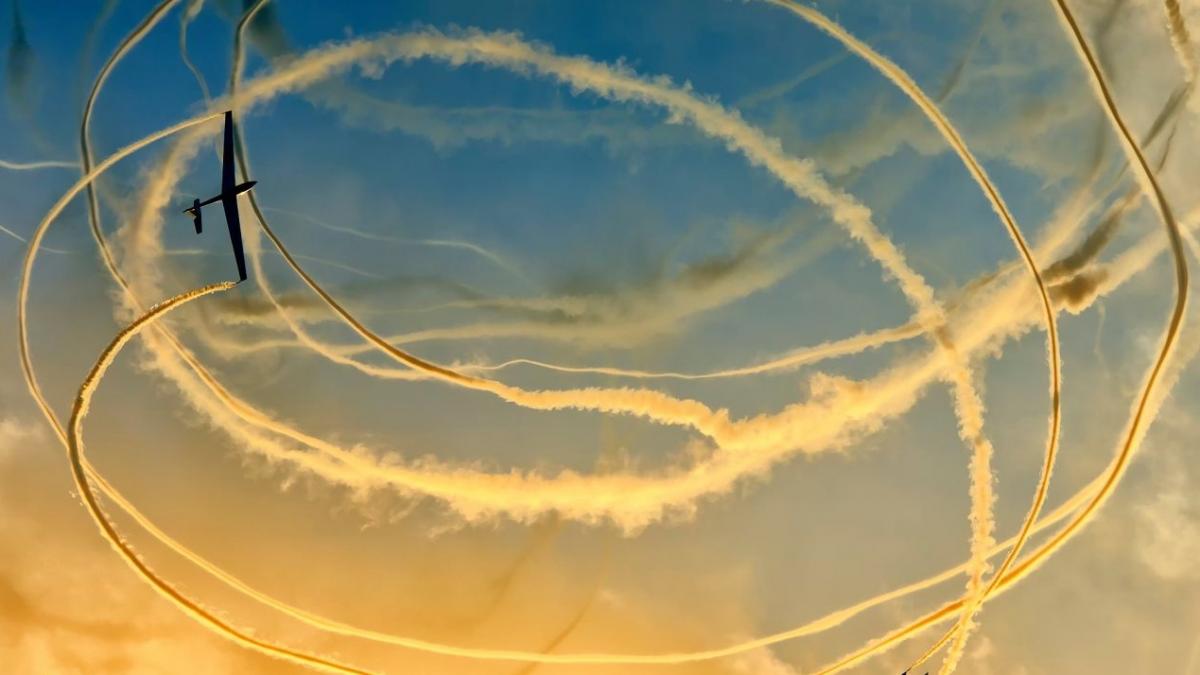 pregatiri pentru cel mai mare show aviatic