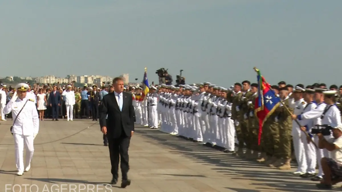 ziua marinei romane spectacol grandios organizat de fortele navale romane galerie foto si video