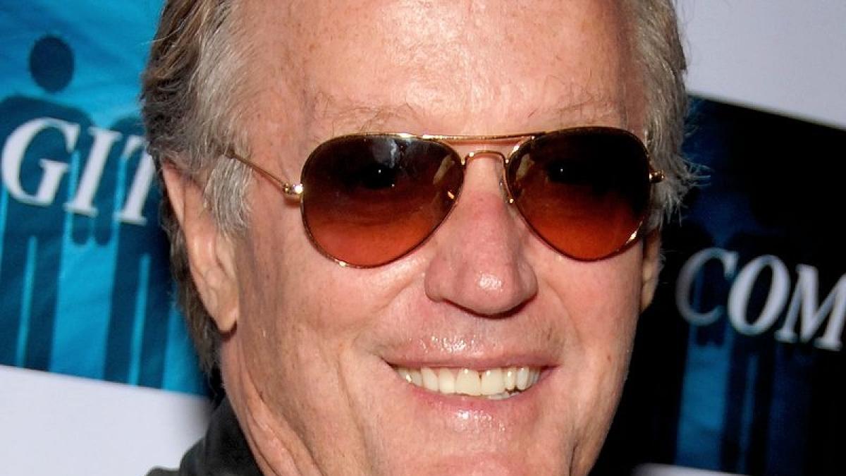 doliu in lumea filmului actorul peter fonda a murit