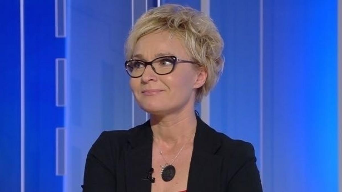 un editorial de dana chera cine e vedeta in cimitirul educatiei