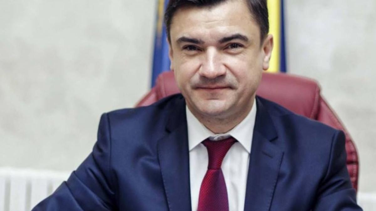 primarul din iasi devine celebru pentru pasiunea sa pentru case mihai chirica s a mutat intr o vila