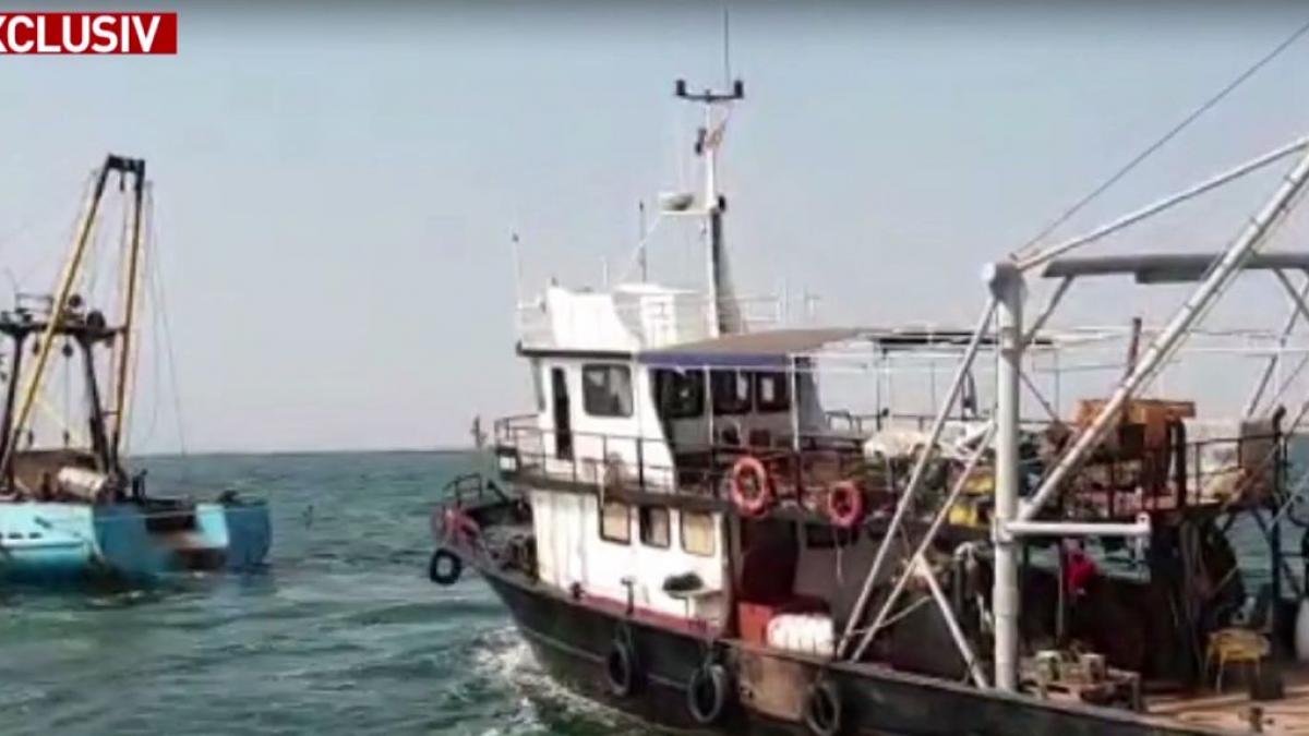 interventie dramatica in portul midia un pescador romanesc la un pas de scufundare