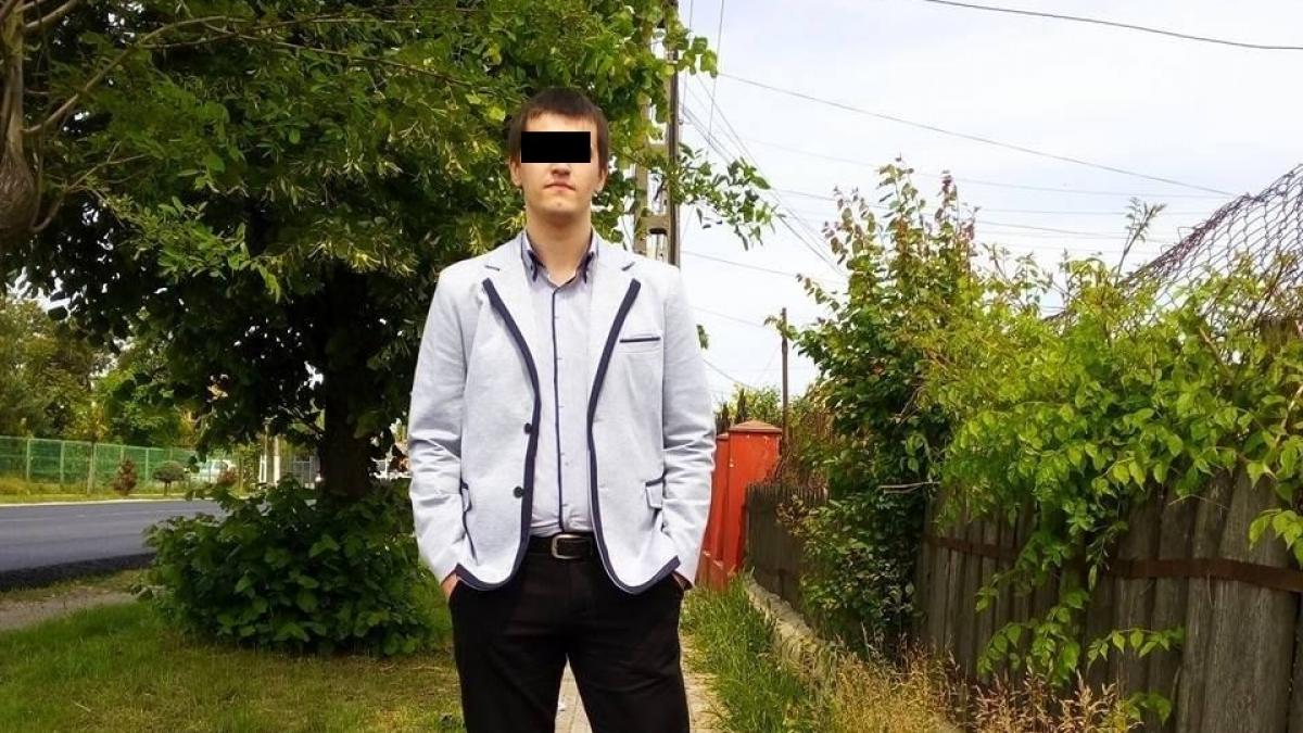 ultimul mesaj postat de adrian inainte de a si da foc in masina imi pare rau pentru ceea ce voi