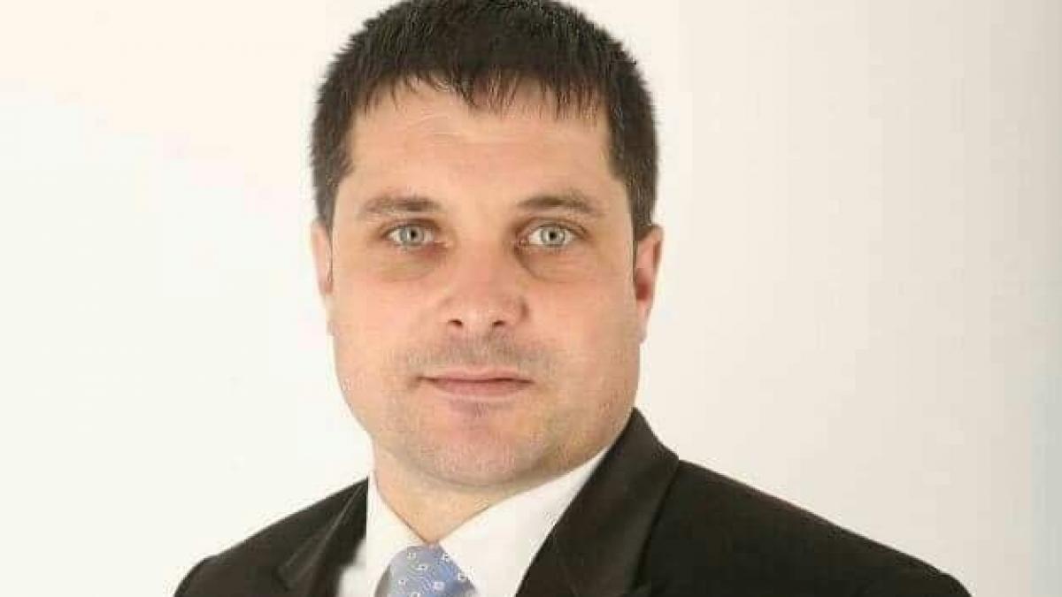 un primar din romania este acuzat ca ar fi agresat un batran