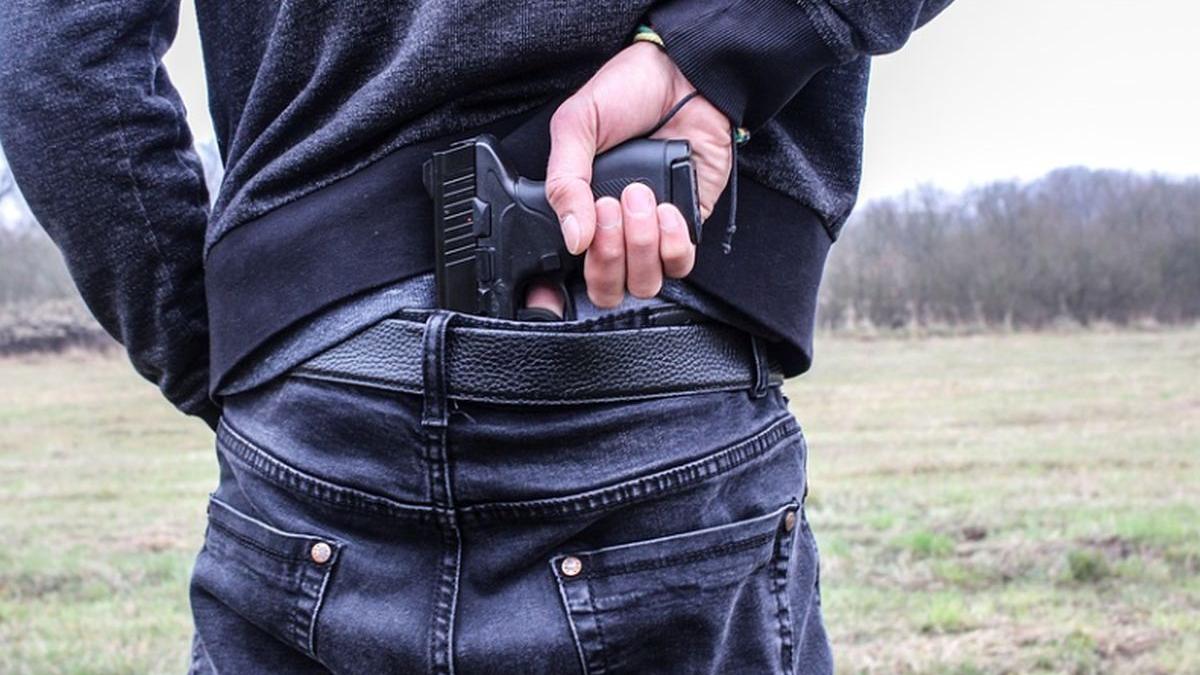 un tanar din sua si a ajutat colegul de camera sa se sinucida motivul pentru care a facut asta