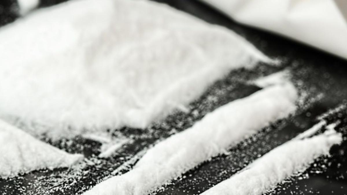 un roman a fost arestat in marea britanie pentru trafic de droguri ce le a spus politistilor cand a