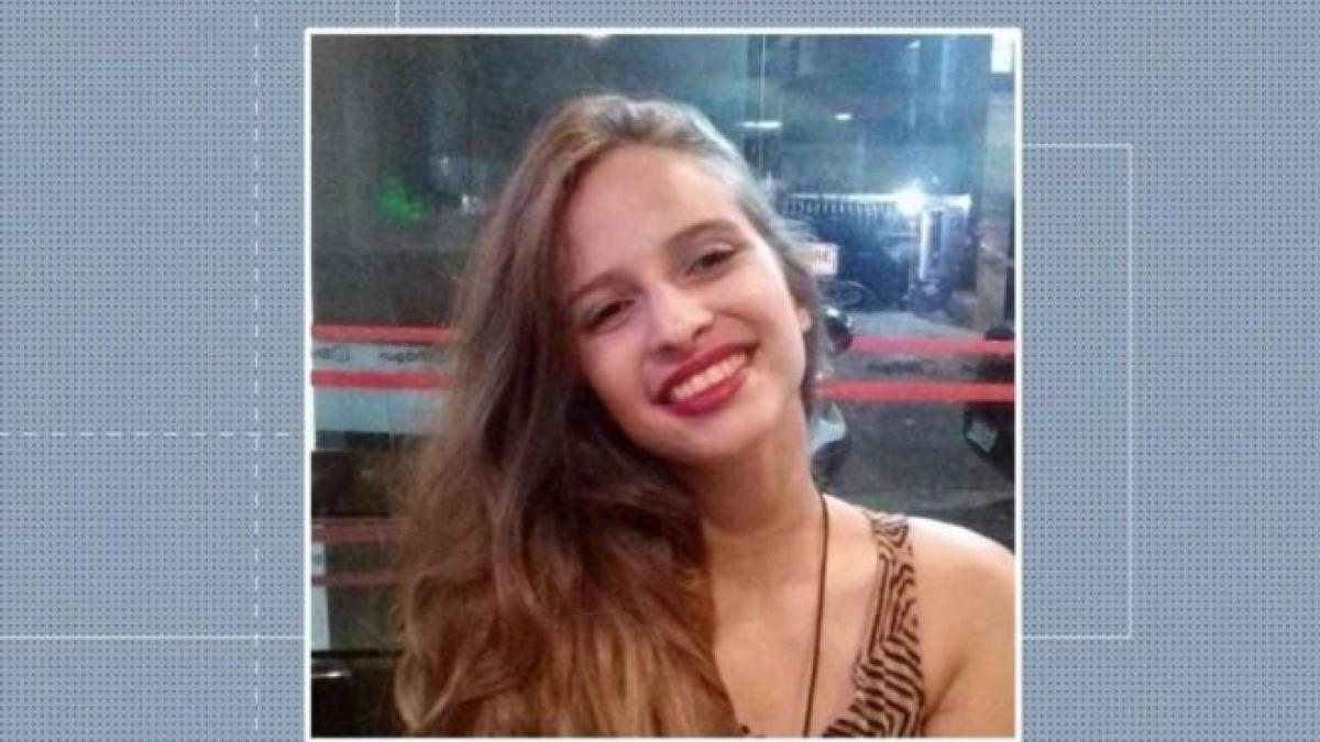 a intrat in cursa unui concurs pe ultima suta de metri dar a avut parte de un accident infiorator