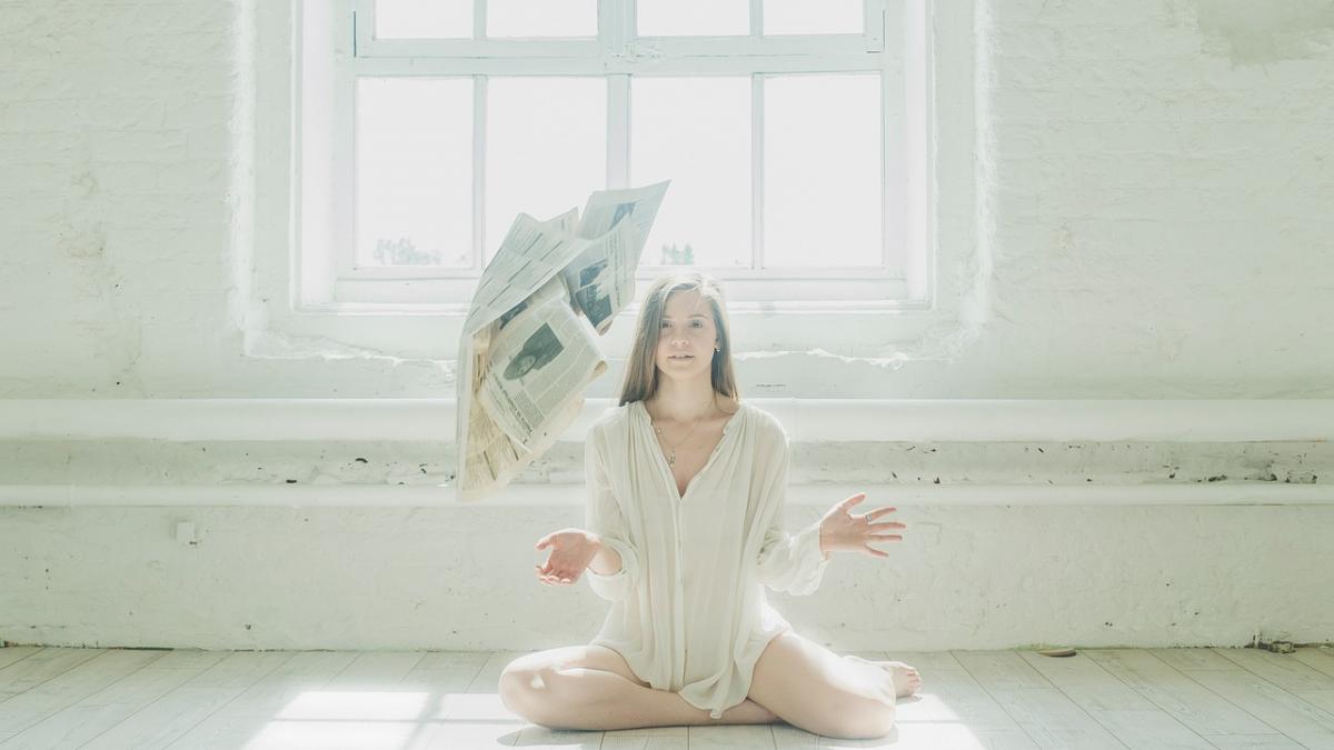 teodora din bacau a dat anunt la ziar ca angajeaza bona pentru fiul sau in realitate femeia