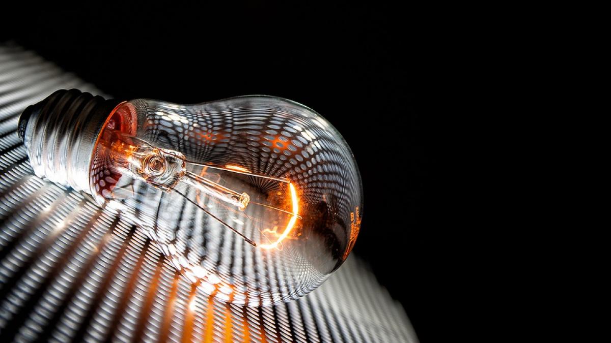 electrica furnizare lanseaza un pachet diversificat de servicii adresate consumatorilor business