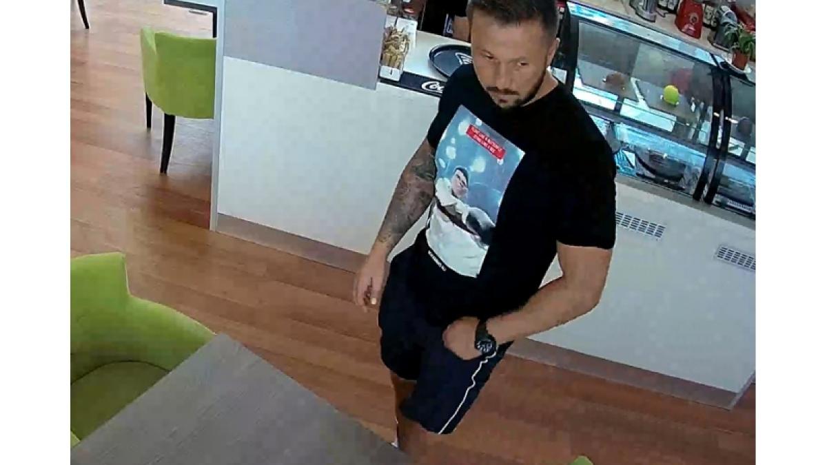 femeie agresata intr o cafenea din bucuresti atacatorul e cautat de politie foto