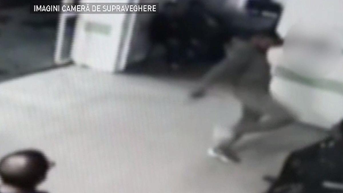 bataie cu cutite la spitalul din roman video socant