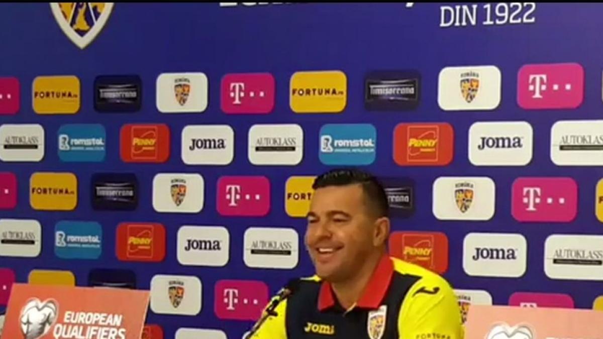 moment amuzant cu cosmin contra la o conferinta de presa esta claro que scuze