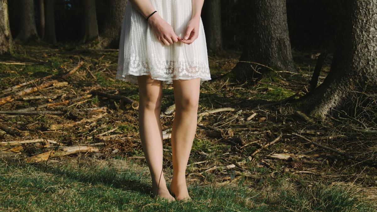 alexandra voia sa se urce in masina sa mearga la scoala de langa caracal cand brusc a simtit mana