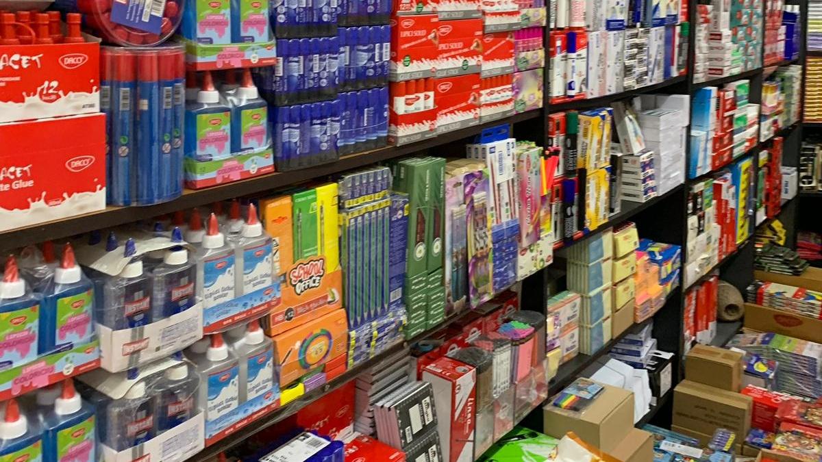 amenzi uriase date de inspectorii anpc dupa ce au verificat rechizitele si uniformele scolare ce