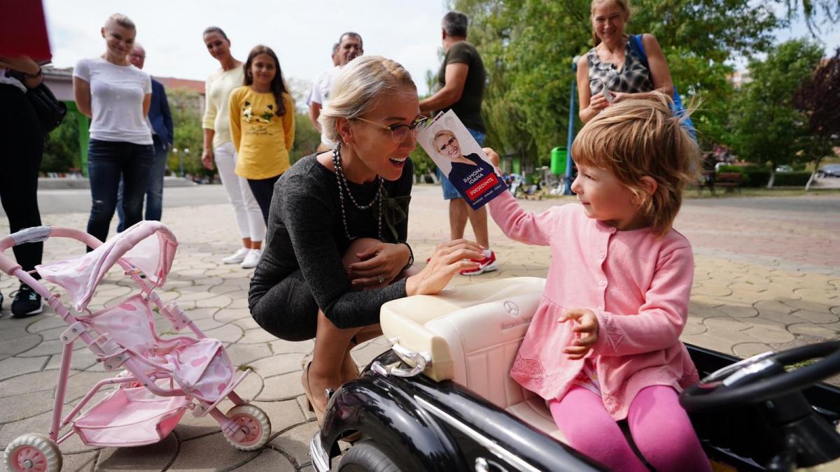 ramona bruynseels continua turneul national de strangere de semnaturi pentru alegerile prezidentiale