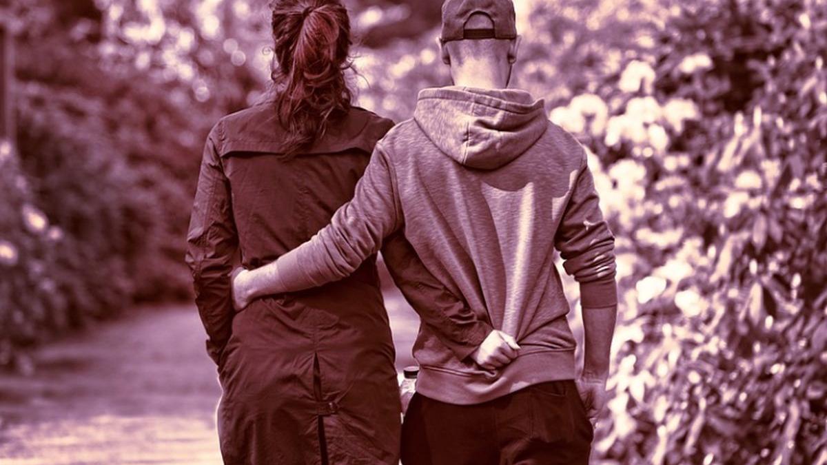 cand l am cunoscut aveam aproape 40 de ani copiii mari si sotul deja carunt si obosit daca imi