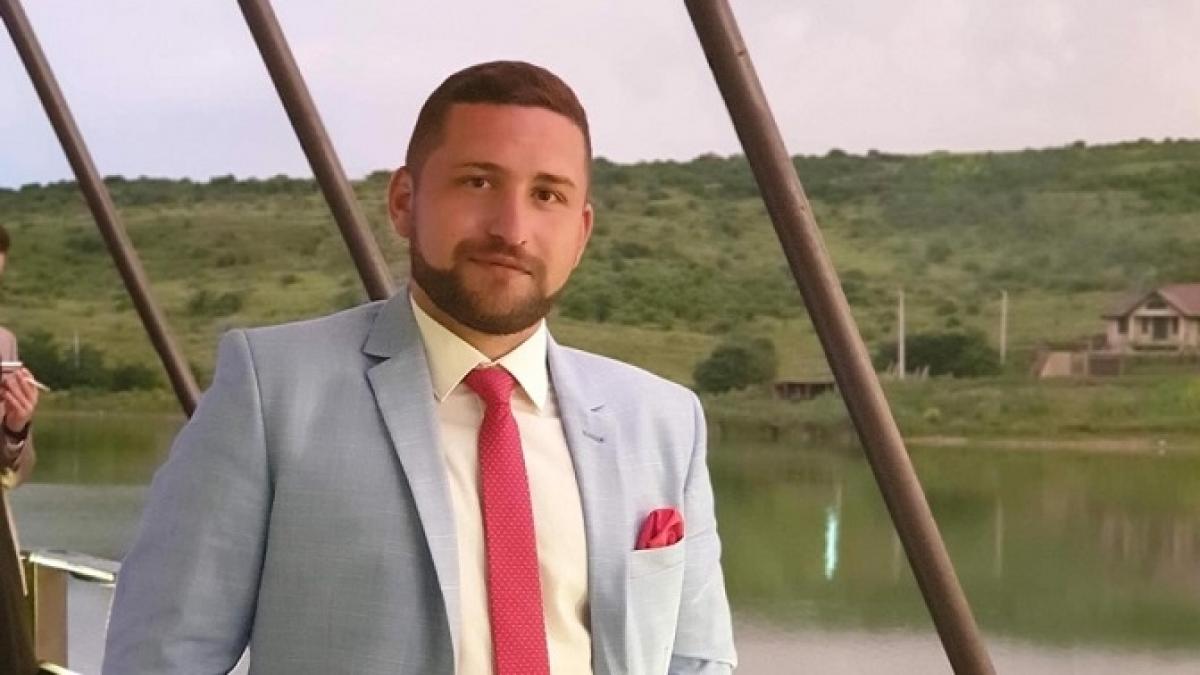 el e tanarul de 27 de ani gasit spanzurat intr o padure din iasi cosmin absolvise farmacia si urma