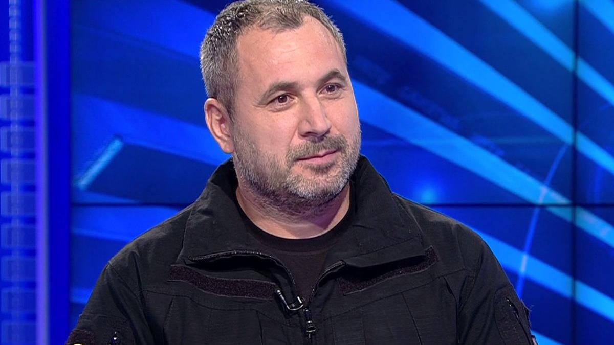 eroul zilei cristi stan eroul in uniforma pentru patru copii