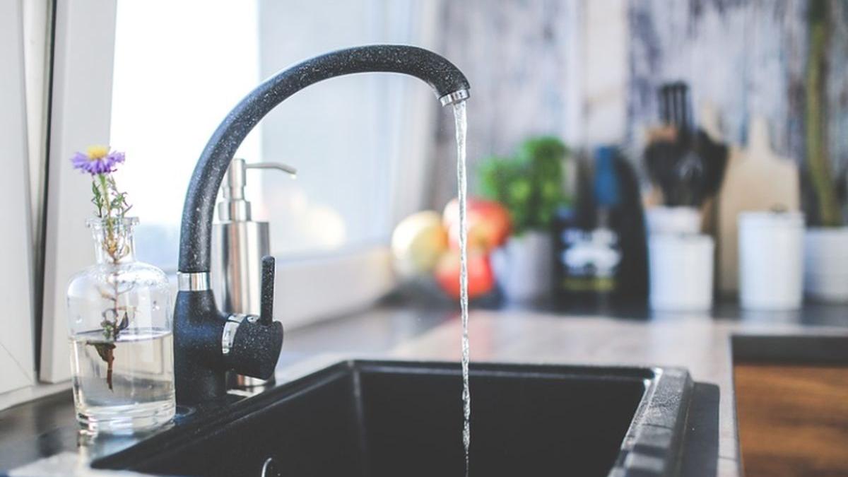 situatie complicata la vaslui oamenii sustin ca apa de la robinet este cancerigena