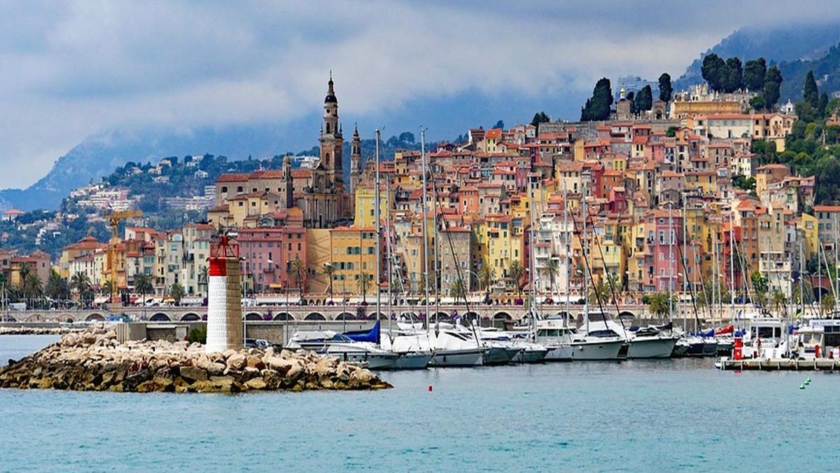 o regiune din italia ofera 25 000 de euro noilor rezidenti ce criterii trebuie indeplinite