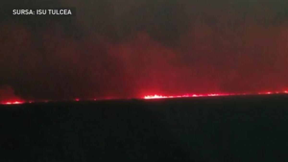 incendiu de proportii in delta dunarii