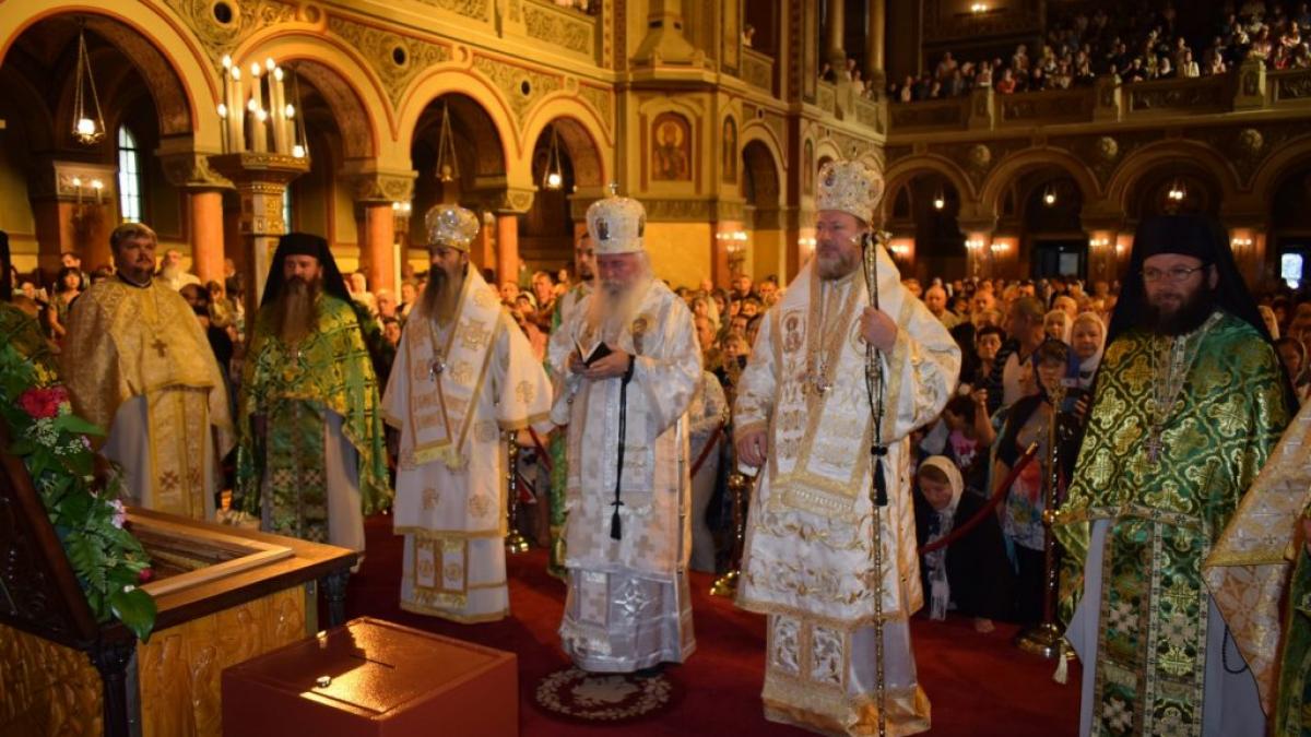 mitropolia banatului a cumparat o vila de la un clan de romi vrem sa fie un model de restaurare