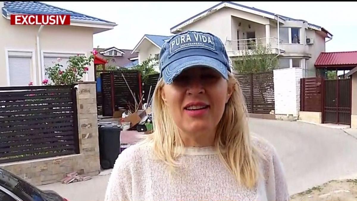 interviu cu elena udrea in ziua in care isi boteaza fetita iubirea de mama vine din alta parte e o