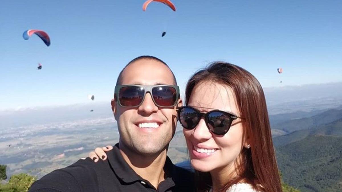 urma sa fie cea mai fericita zi din viata lui se casatorea cu aleasa inimii de la care astepta un