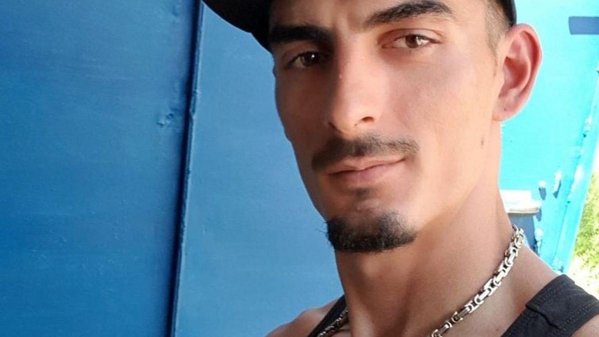 tanarul care si a injunghiat mortal fosta iubita in spatele catedralei din timisoara trimis in