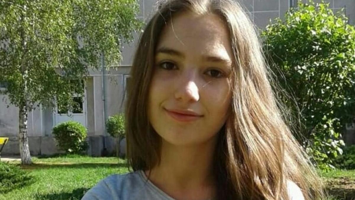 alerta in targu jiu roberta o fetita de 13 ani de la o scoala renumita a disparut fara urma familia