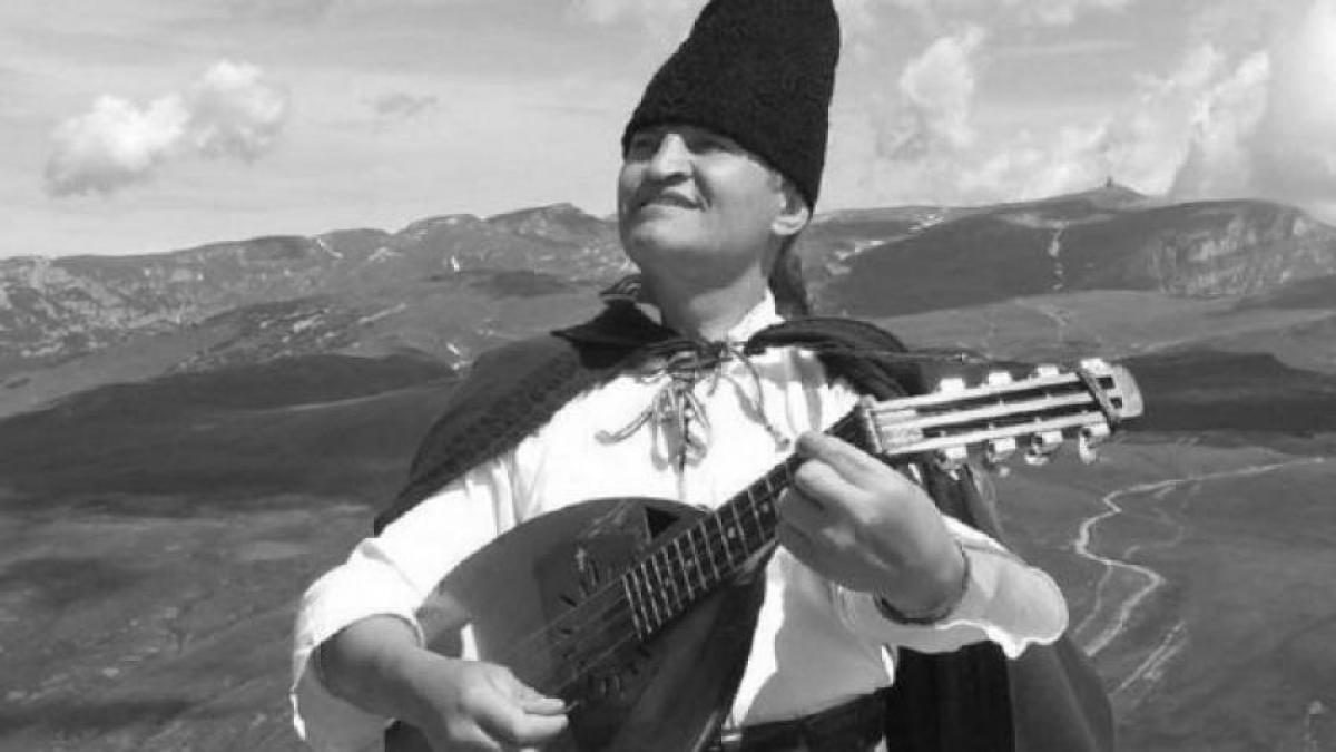 doliu in muzica cantaret de muzica populara gasit mort intr un lac