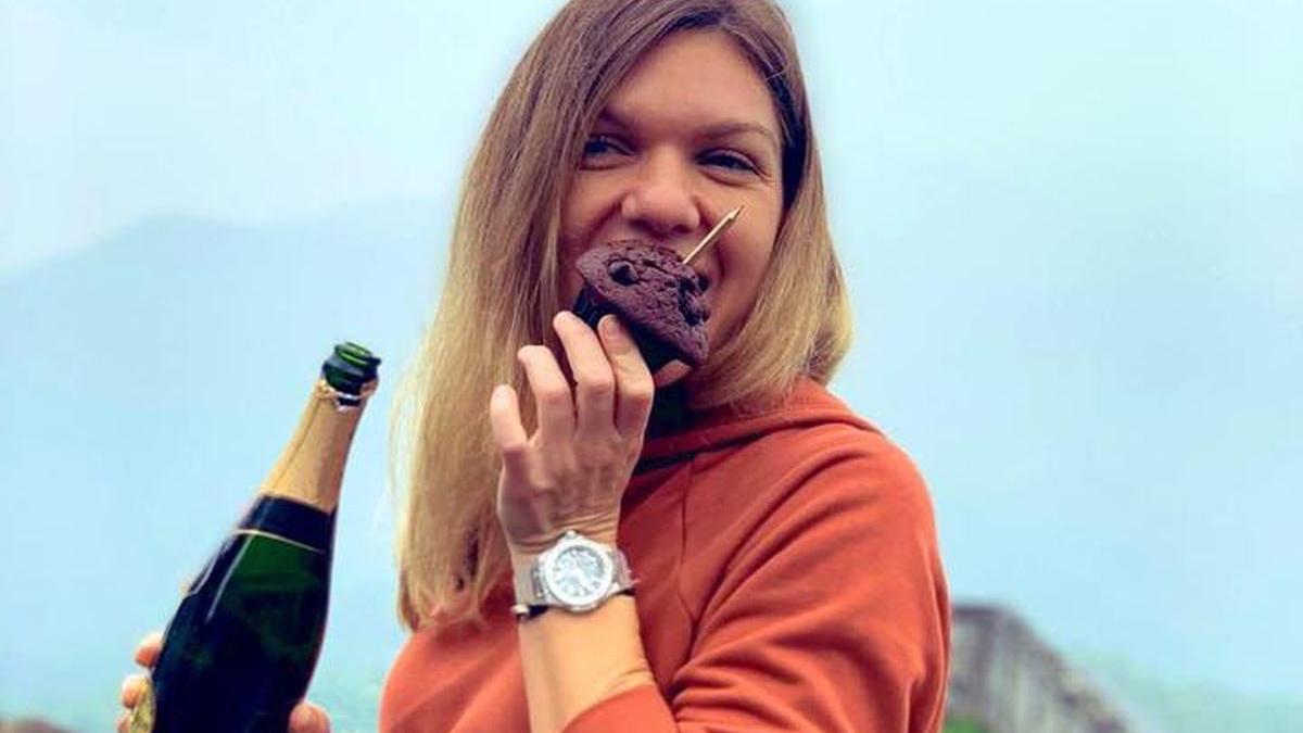 simona halep implineste 28 de ani cum isi sarbatoreste tenismena ziua de nastere foto