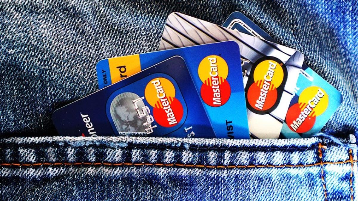 aplicatia revolut vrea sa stie daca esti pesedist este o simpla masura anticoruptie si antifrauda