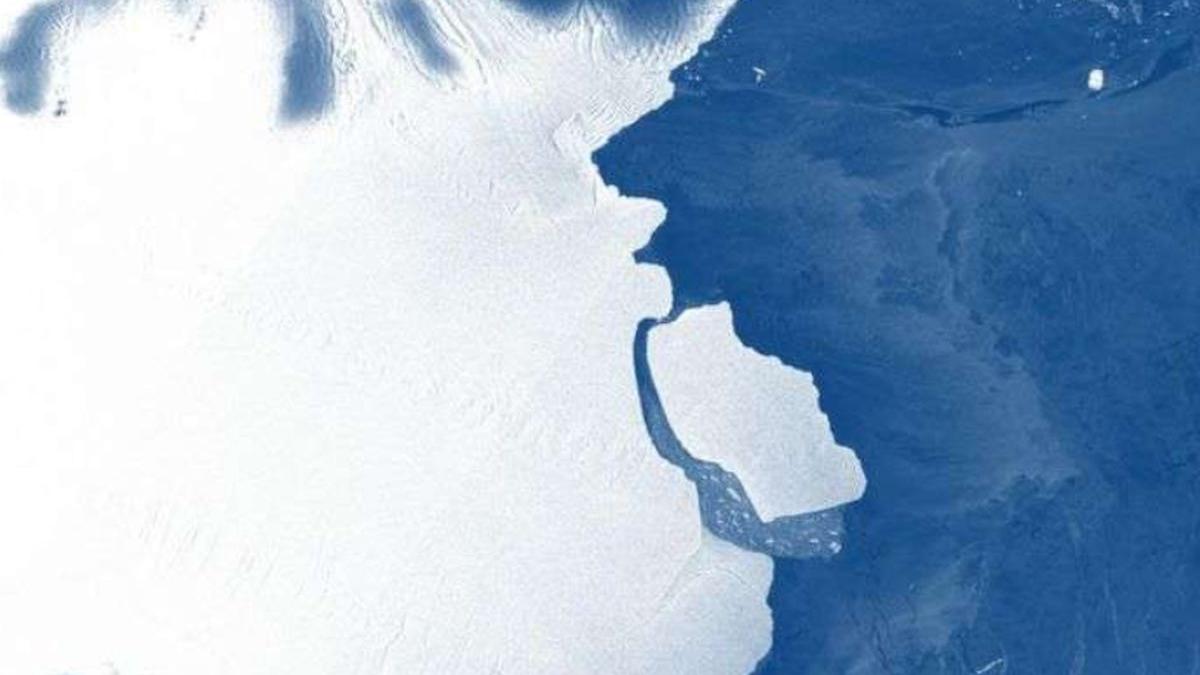 un aisberg de dimensiunea orasului sydney s a desprins din antarctica se intampla la fiecare 60 70