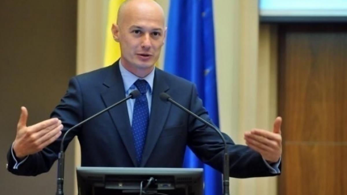bogdan olteanu fostul lider al camerei deputatilor acuzat de trafic de influenta dna cere 10 ani de