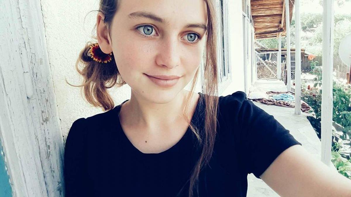 teodora a murit la 15 ani invinsa de cancer inainte de a pleca printre ingeri fata a lasat un mesaj