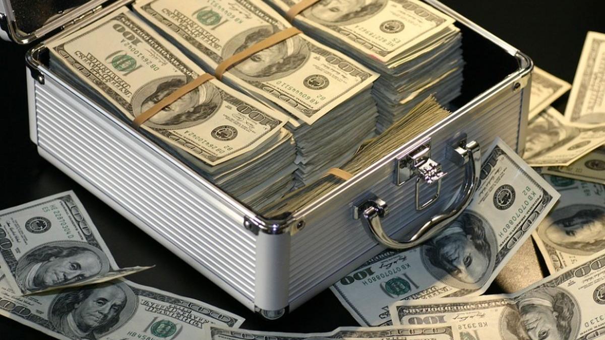 furtul sotiei se pedepseste un sot inselat a primit despagubiri de 750 000 de dolari de la amantul